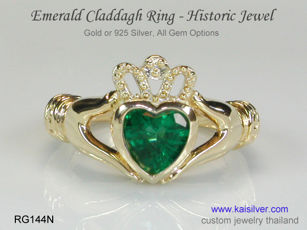 claddagh engagement ring 